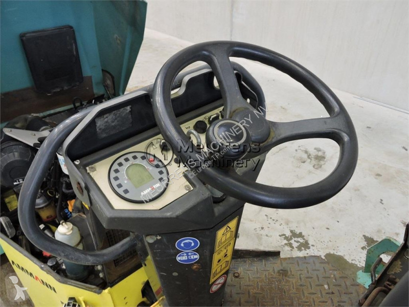 مدحلة Ammann ARX26