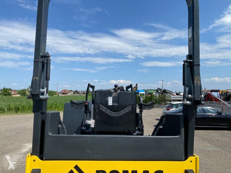 Zhutňovač Bomag BW138AD-5/Stage-V 1er Main...