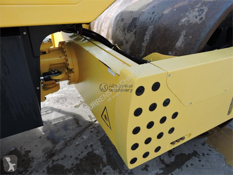 Дорожный каток Bomag BW226