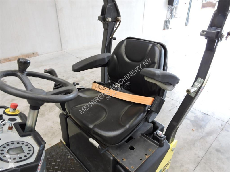 Ammann ARX20 compactor