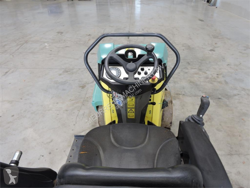 Ammann ARX20 compactor