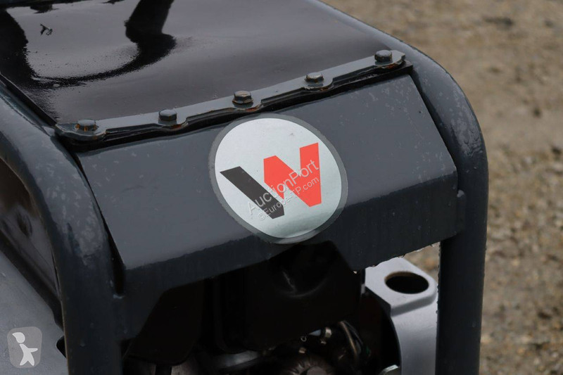 Walec Neuson DPU5545