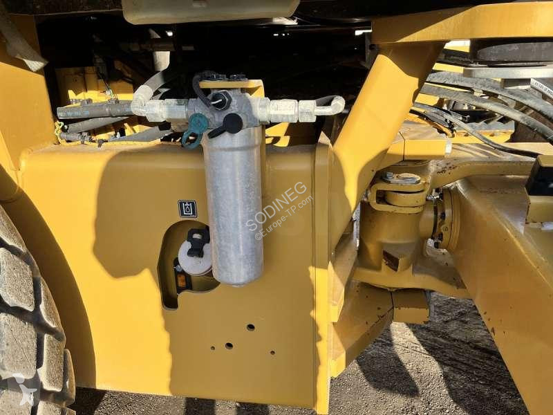 Compacteur Caterpillar