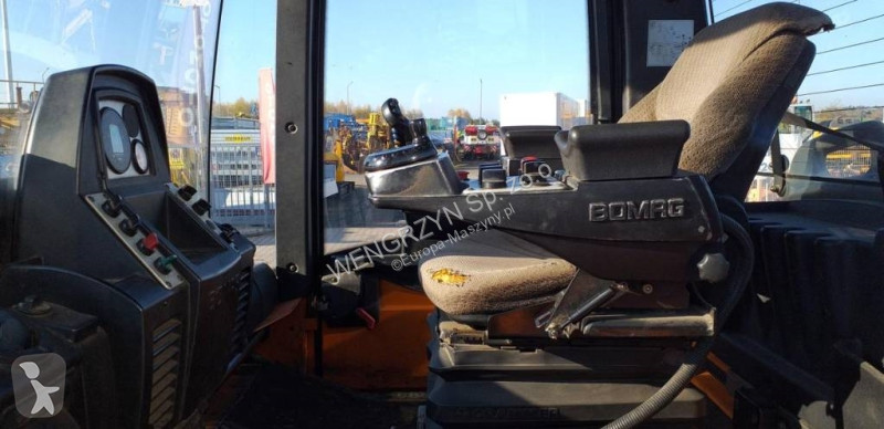Compactor  Walec wibracyjny BOMAG BW 174 AP
