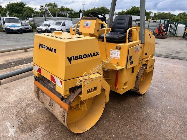 Compactador JCB 2 BILLES VIBROMAX W255