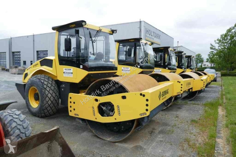 Compactador Bomag DH-5