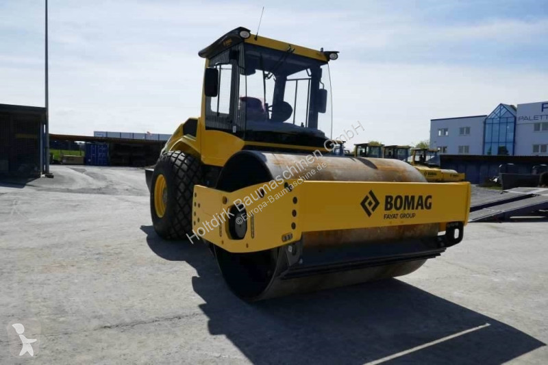 Compactador Bomag D-5