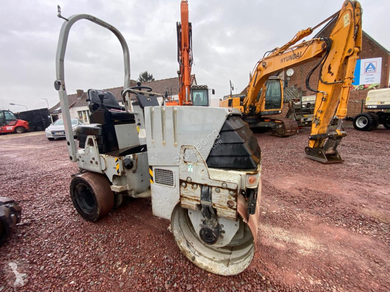 Compactador Ammann 26