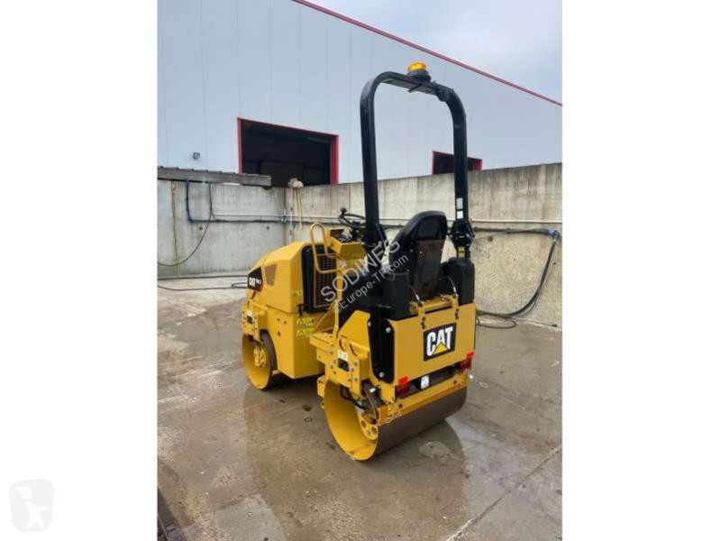 Compactador Caterpillar CB1.7