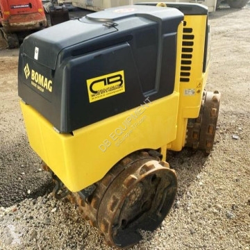 Compattatore con piedi Bomag