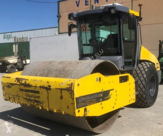 Compactador monocilíndrico Dynapac