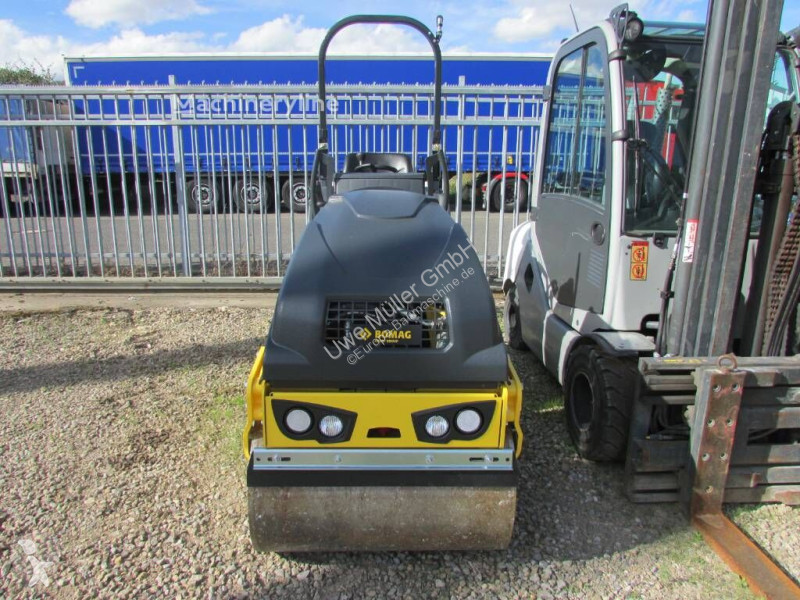 Compactador Bomag AD-5 Walze / 22.000 EUR