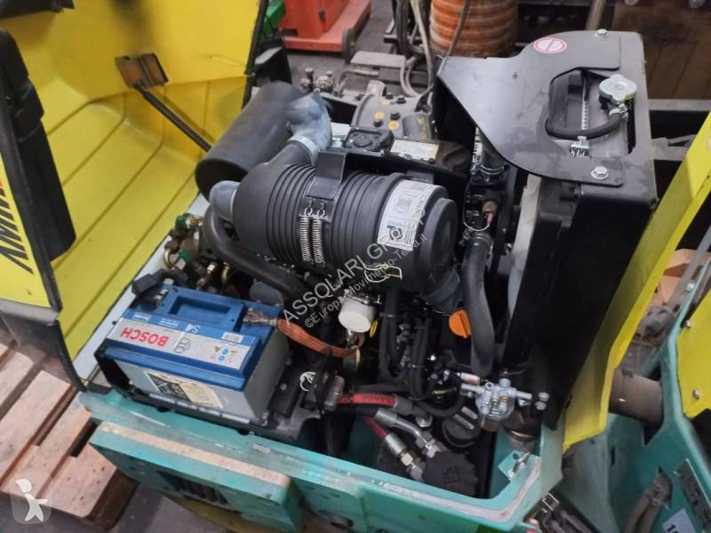 Compactador Ammann AV-12