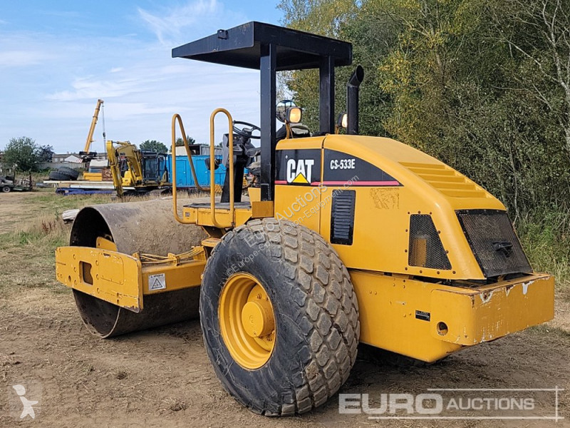 Compactador Caterpillar CS553E