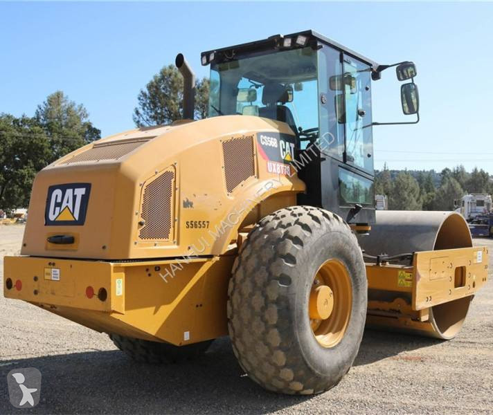 Compactador Caterpillar CS56B