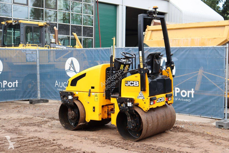 Compactador JCB VMT