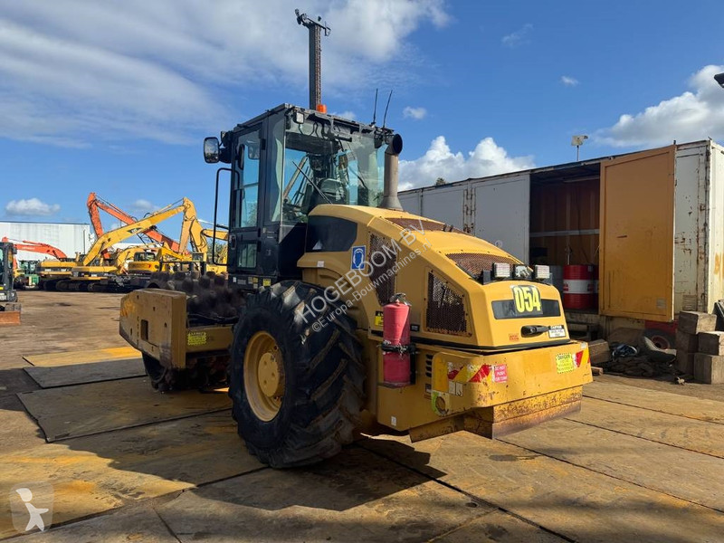 Zhutňovač Caterpillar CP 76