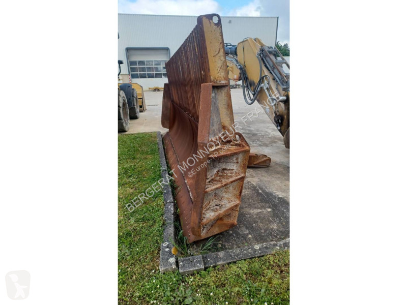 Zhutňovač Caterpillar 826G/LAME/AYH