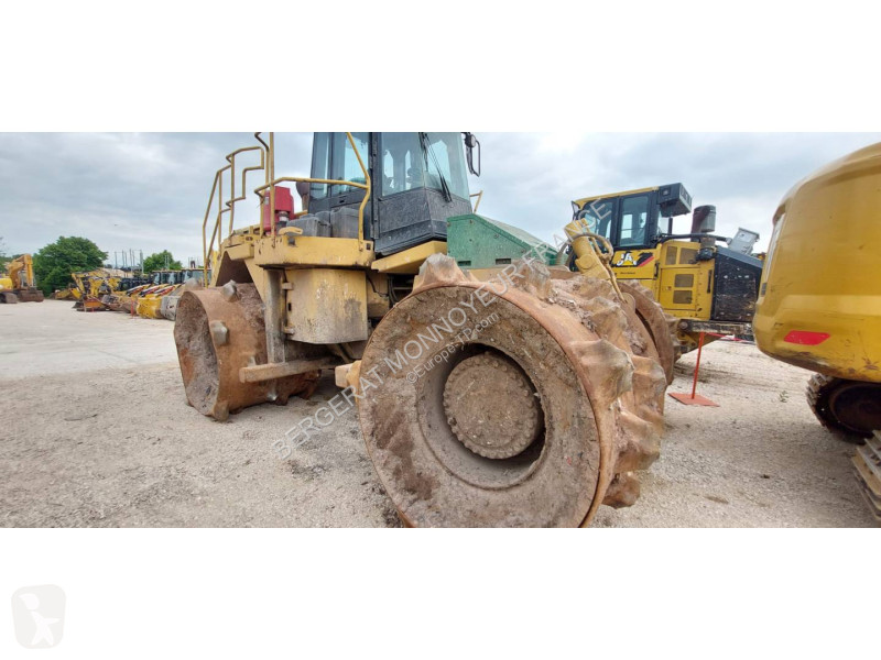 مدحلة Caterpillar II