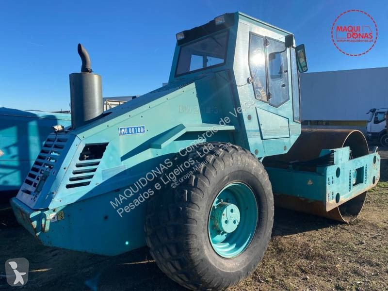 مدحلة Bomag