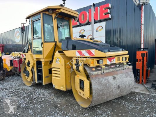 Zhutňovač Dynapac cc222