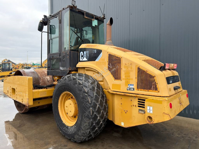 Zhutňovač Caterpillar CS76 XT