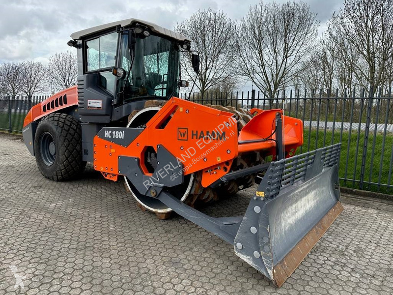 Zhutňovač Hamm HC 180 i year 2022 demo new with...