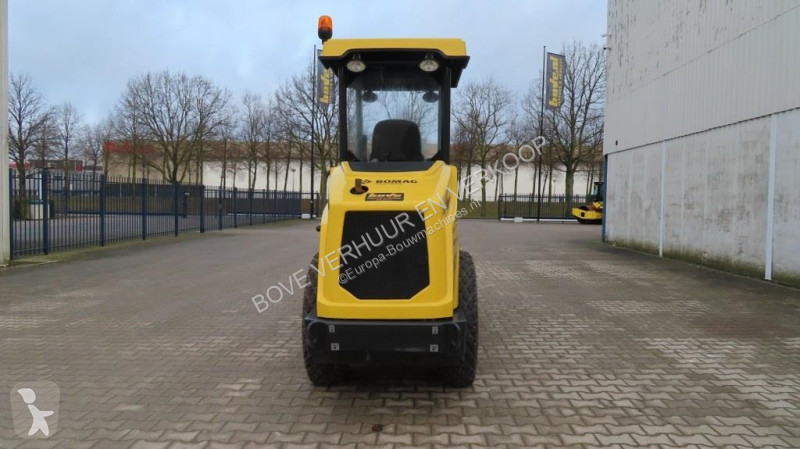 Compactador Bomag BW124 DH-5