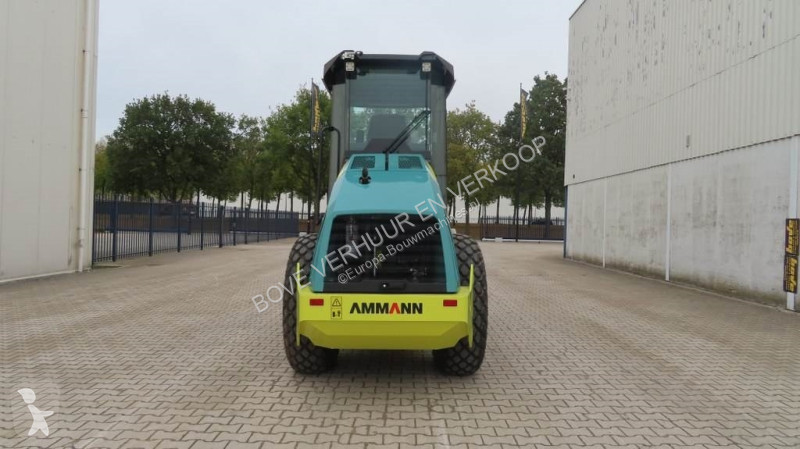 Wals Ammann ARS 70