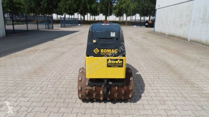 Compactador Bomag