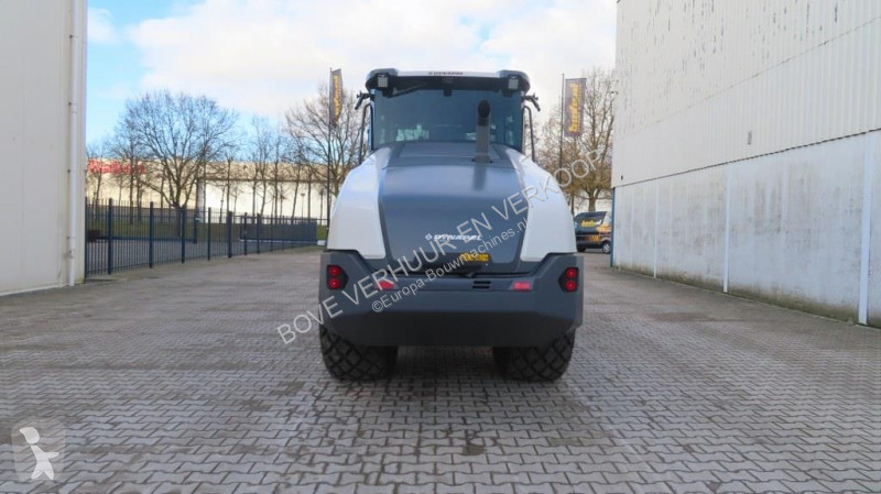 Compactador Dynapac