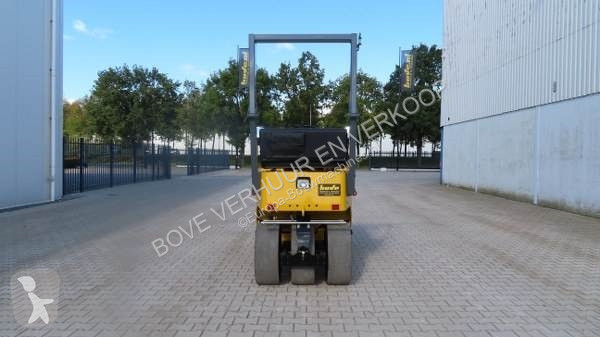 Vibrohenger Sakai TS-160-3