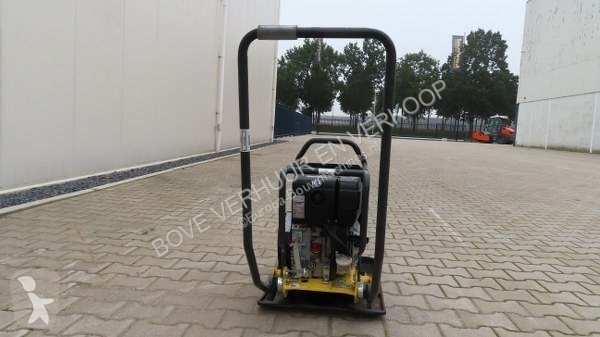 Compactador Bomag BP20/50D