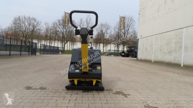 Compactador Bomag BPR100/80D