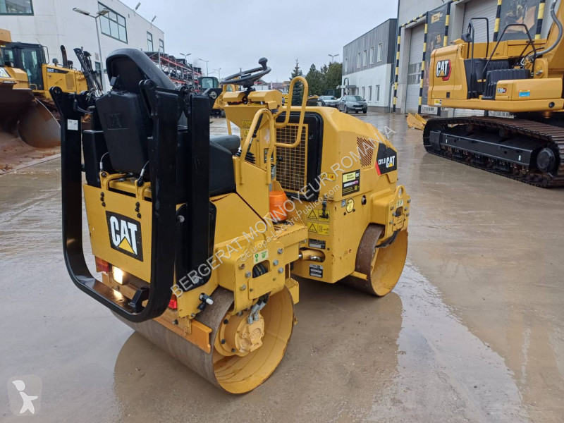 Zhutňovač Caterpillar CB 1.8