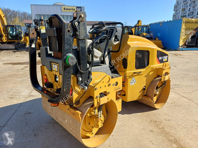 Zhutňovač Caterpillar CB2.7LRC