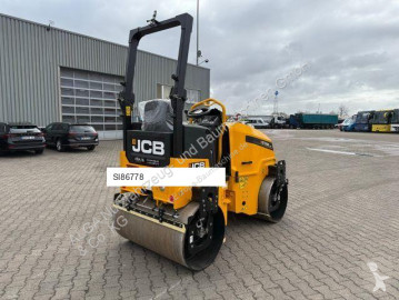 Walec dwuwałowy JCB