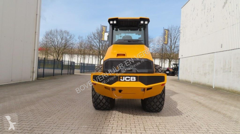 Compactador JCB VM118D