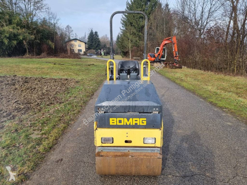 مدحلة Bomag AD2