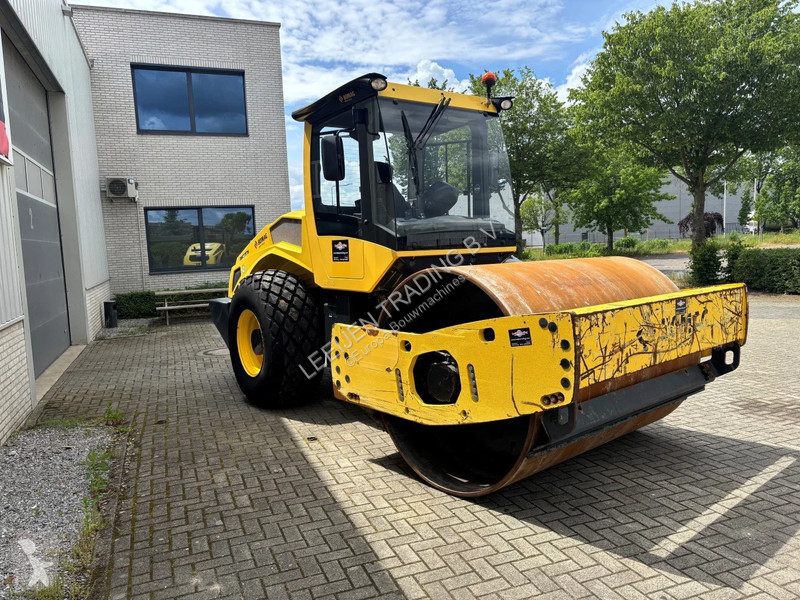 Jordstamper Bomag BW 213 D-5 Single drum...