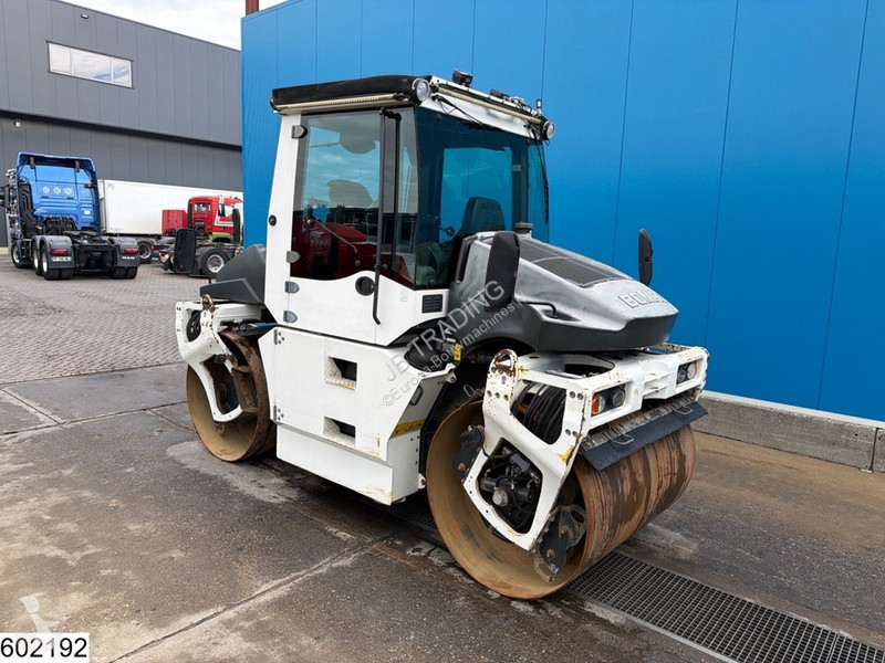 Zhutňovač Bomag BW154 55,4 KW, 7330 hr