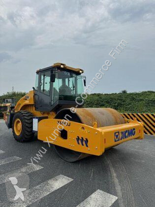 Zhutňovač XCMG XS163J