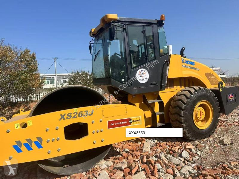 Zhutňovač XCMG XS263J