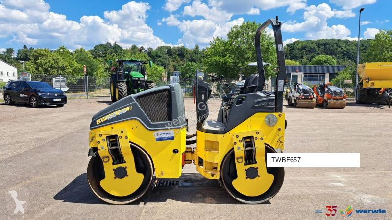 مدحلة Bomag AD5