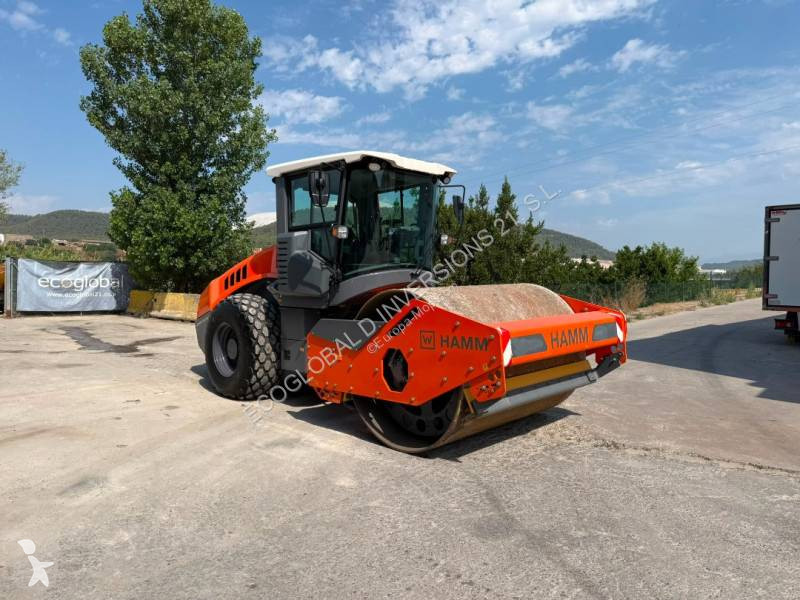 Zhutňovač Hamm HC110i