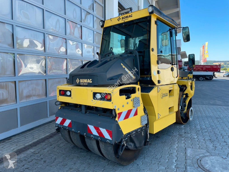 Zhutňovač Bomag ACP4i / nur 1.751h / Asphalt...