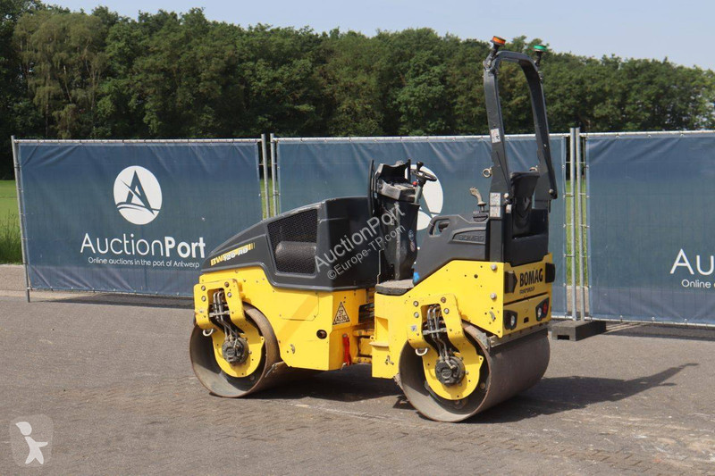 مدحلة Bomag BW120 AD4