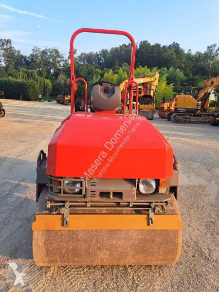 Jordstamper Caterpillar CB24XT