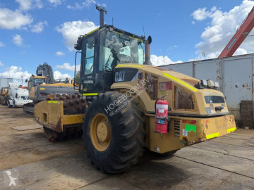 Compacteur monocylindre Caterpillar