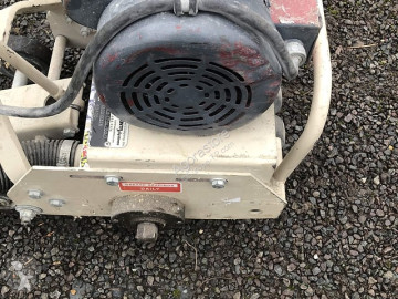 Compacteur à main